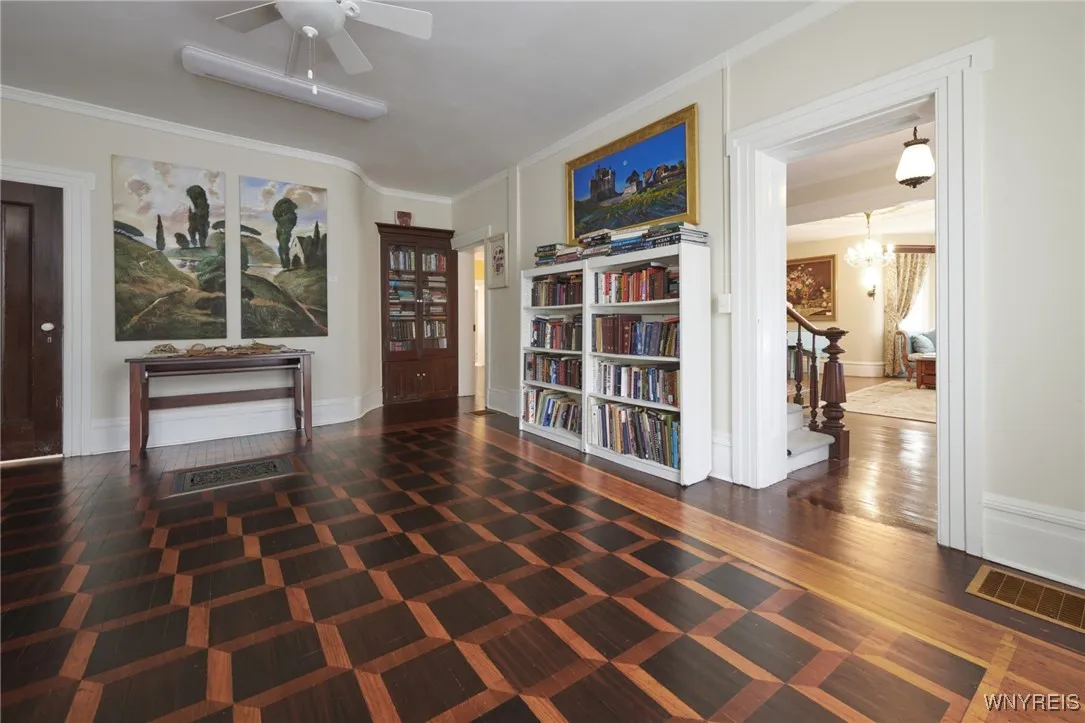 126 East Genesee Street, Manlius, New York 13066, Manlius, New York 13066, 7 Bedrooms Bedrooms, 12 Rooms Rooms,4 BathroomsBathrooms,Residential,For Sale,126 East Genesee Street, Manlius, New York 13066,0,B1601037