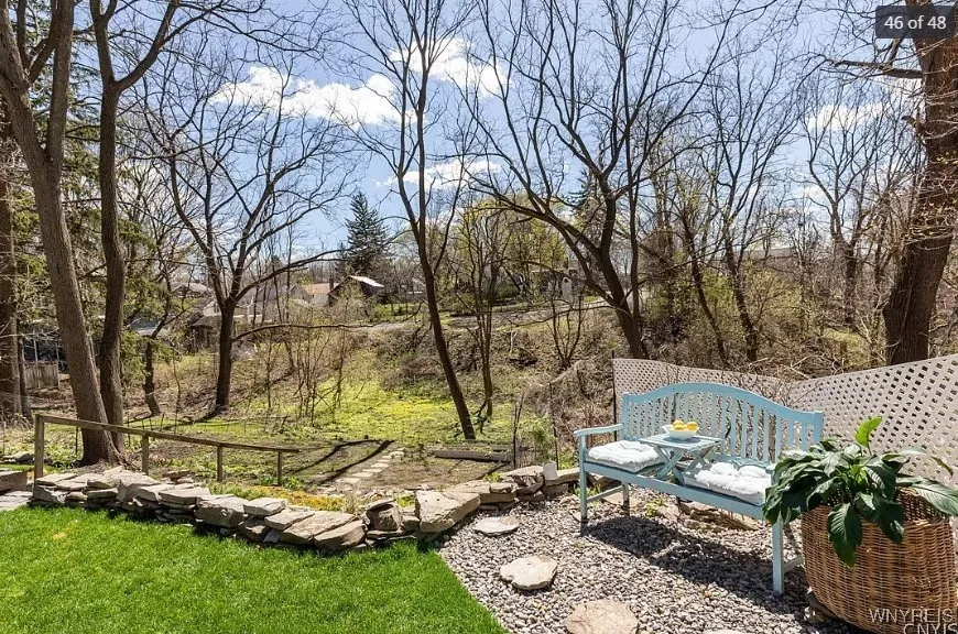 126 East Genesee Street, Manlius, New York 13066, Manlius, New York 13066, 7 Bedrooms Bedrooms, 12 Rooms Rooms,4 BathroomsBathrooms,Residential,For Sale,126 East Genesee Street, Manlius, New York 13066,0,B1601037