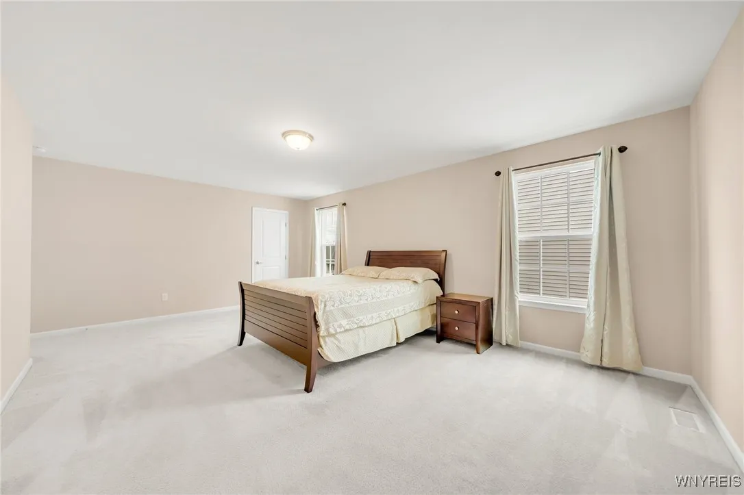 77 Waterway Lane, Amherst, New York 14228, Amherst, New York 14228, 4 Bedrooms Bedrooms, 8 Rooms Rooms,2 BathroomsBathrooms,Residential,Closed,77 Waterway Lane, Amherst, New York 14228,0,B1601811