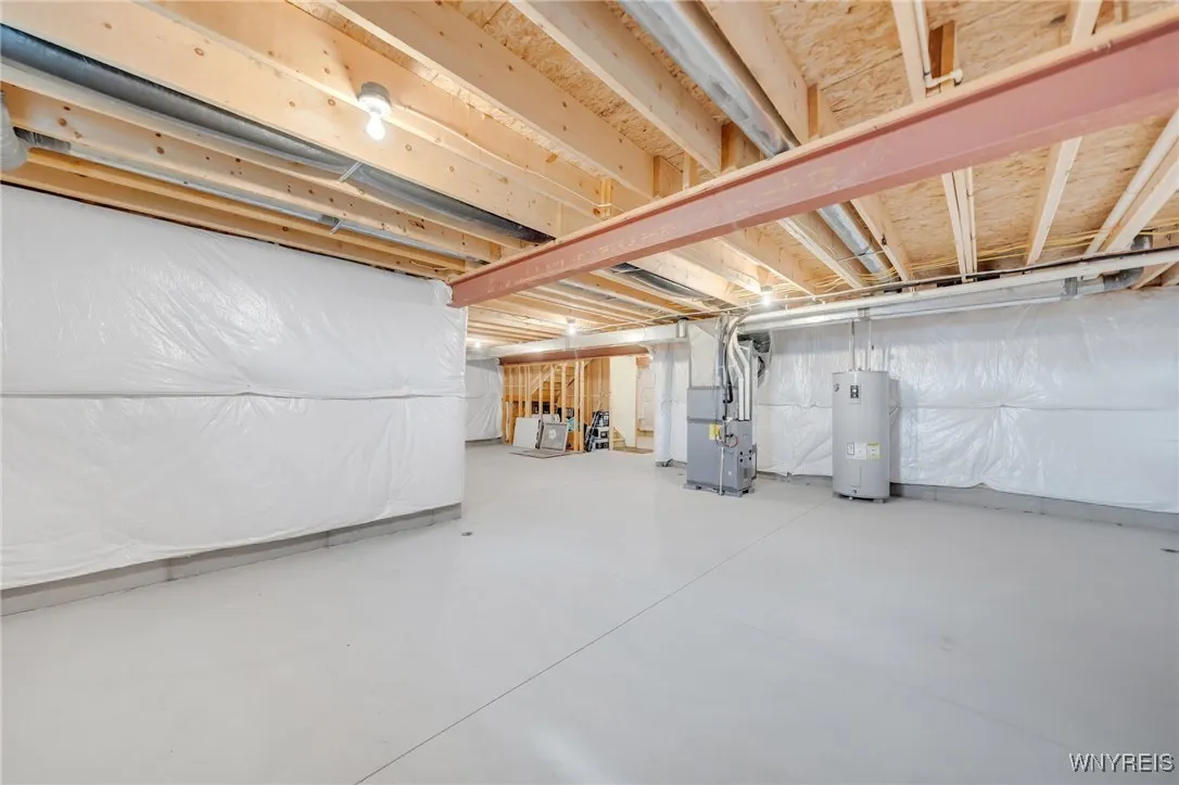 77 Waterway Lane, Amherst, New York 14228, Amherst, New York 14228, 4 Bedrooms Bedrooms, 8 Rooms Rooms,2 BathroomsBathrooms,Residential,Closed,77 Waterway Lane, Amherst, New York 14228,0,B1601811