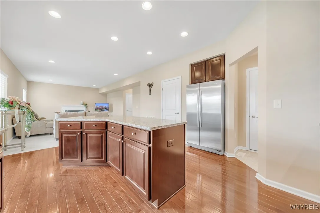 77 Waterway Lane, Amherst, New York 14228, Amherst, New York 14228, 4 Bedrooms Bedrooms, 8 Rooms Rooms,2 BathroomsBathrooms,Residential,Closed,77 Waterway Lane, Amherst, New York 14228,0,B1601811