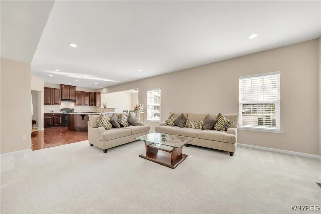 77 Waterway Lane, Amherst, New York 14228, Amherst, New York 14228, 4 Bedrooms Bedrooms, 8 Rooms Rooms,2 BathroomsBathrooms,Residential,Closed,77 Waterway Lane, Amherst, New York 14228,0,B1601811