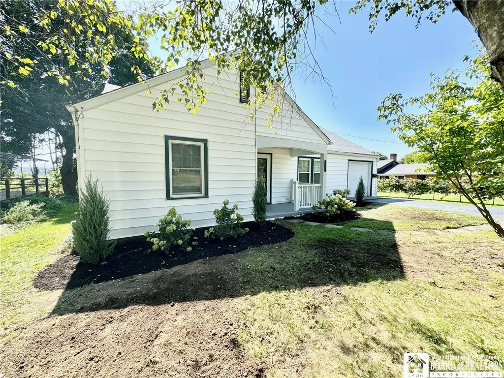 3253 Route 430, Ellery, New York 14712, Ellery, New York 14712, 2 Bedrooms Bedrooms, 6 Rooms Rooms,1 BathroomBathrooms,Residential,Closed,3253 Route 430, Ellery, New York 14712,0,R1601863
