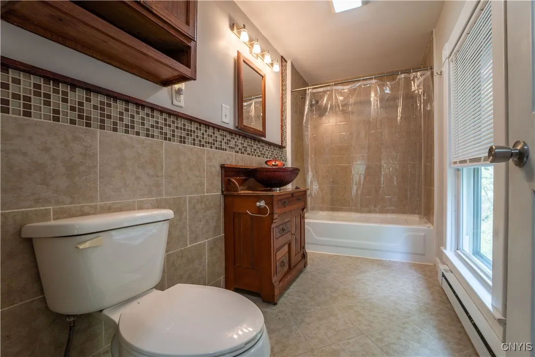 66 Lester Avenue, German Flatts, New York 13357, German Flatts, New York 13357, 3 Bedrooms Bedrooms, 8 Rooms Rooms,1 BathroomBathrooms,Residential Lease,Closed,66 Lester Avenue, German Flatts, New York 13357,0,S1601913