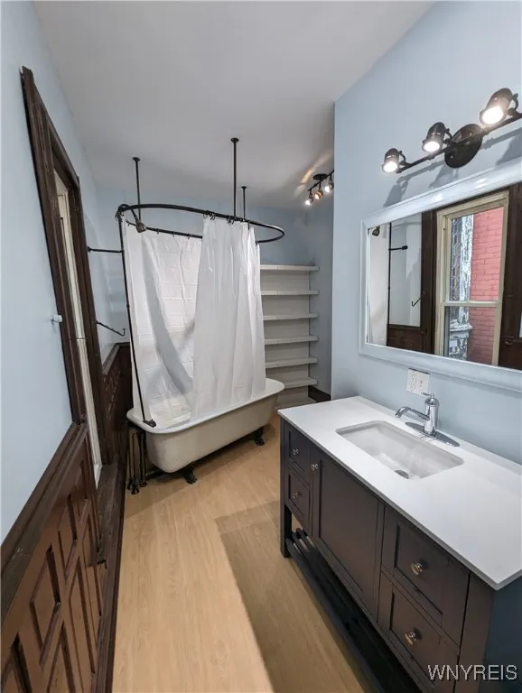 240 West Avenue, Buffalo, New York 14201, Buffalo, New York 14201, 5 Bedrooms Bedrooms, ,2 BathroomsBathrooms,Residential,For Sale,240 West Avenue, Buffalo, New York 14201,0,B1601416