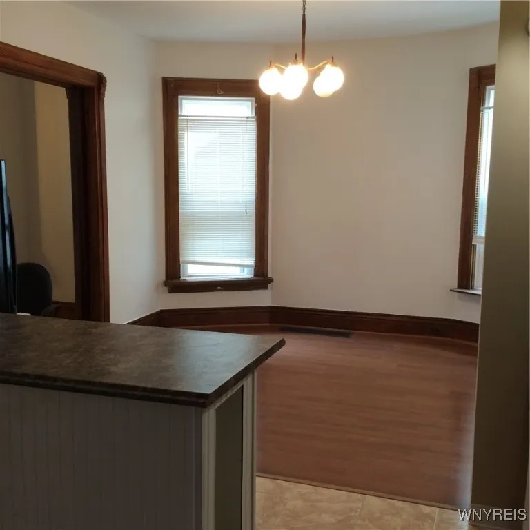 240 West Avenue, Buffalo, New York 14201, Buffalo, New York 14201, 5 Bedrooms Bedrooms, ,2 BathroomsBathrooms,Residential,For Sale,240 West Avenue, Buffalo, New York 14201,0,B1601416