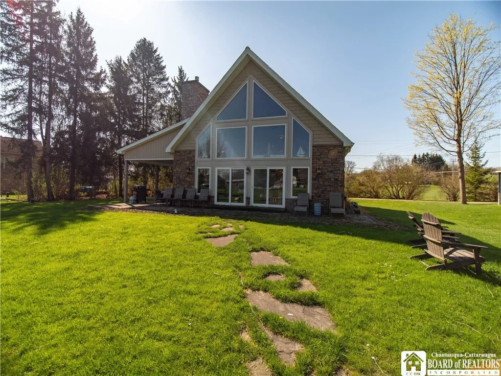 5880 Cardinal Road, Chautauqua, New York 14757, Chautauqua, New York 14757, 3 Bedrooms Bedrooms, 9 Rooms Rooms,1 BathroomBathrooms,Residential,Closed,5880 Cardinal Road, Chautauqua, New York 14757,0,R1601357