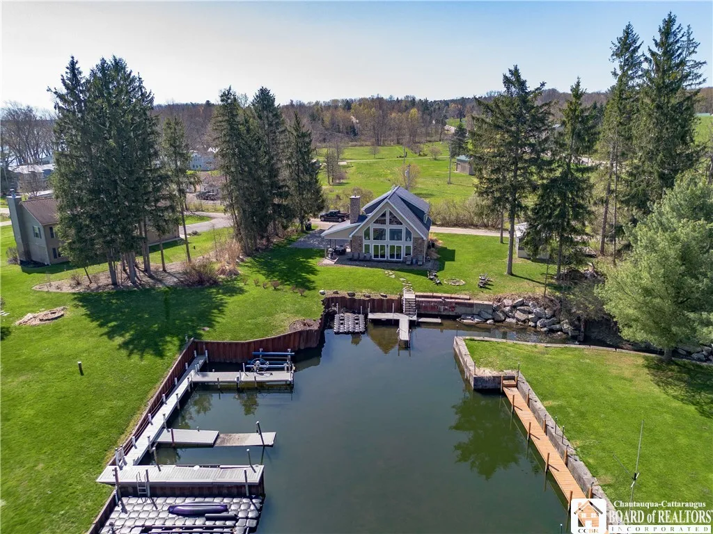 5880 Cardinal Road, Chautauqua, New York 14757, Chautauqua, New York 14757, 3 Bedrooms Bedrooms, 9 Rooms Rooms,1 BathroomBathrooms,Residential,Closed,5880 Cardinal Road, Chautauqua, New York 14757,0,R1601357