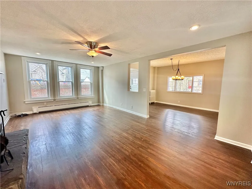 193 Parkdale Avenue, Buffalo, New York 14213, Buffalo, New York 14213, 3 Bedrooms Bedrooms, 8 Rooms Rooms,1 BathroomBathrooms,Residential,Closed,193 Parkdale Avenue, Buffalo, New York 14213,0,B1601978