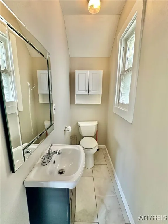 193 Parkdale Avenue, Buffalo, New York 14213, Buffalo, New York 14213, 3 Bedrooms Bedrooms, 8 Rooms Rooms,1 BathroomBathrooms,Residential,Closed,193 Parkdale Avenue, Buffalo, New York 14213,0,B1601978