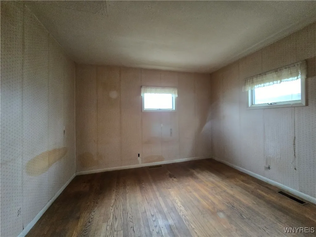 577 South Main Street, Bolivar, New York 14715, Bolivar, New York 14715, 3 Bedrooms Bedrooms, 5 Rooms Rooms,1 BathroomBathrooms,Residential,Closed,577 South Main Street, Bolivar, New York 14715,0,B1601800