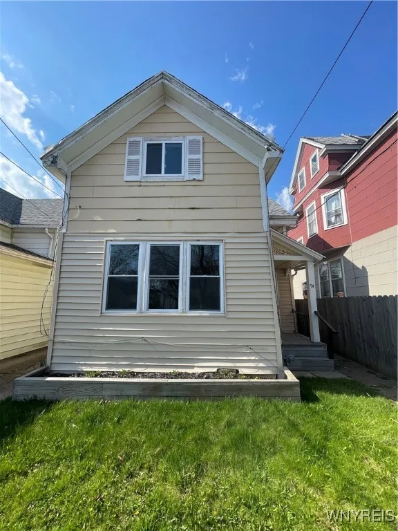 94 Farmer Street, Buffalo, New York 14207, Buffalo, New York 14207, 3 Bedrooms Bedrooms, 8 Rooms Rooms,1 BathroomBathrooms,Residential,For Sale,94 Farmer Street, Buffalo, New York 14207,0,B1601965