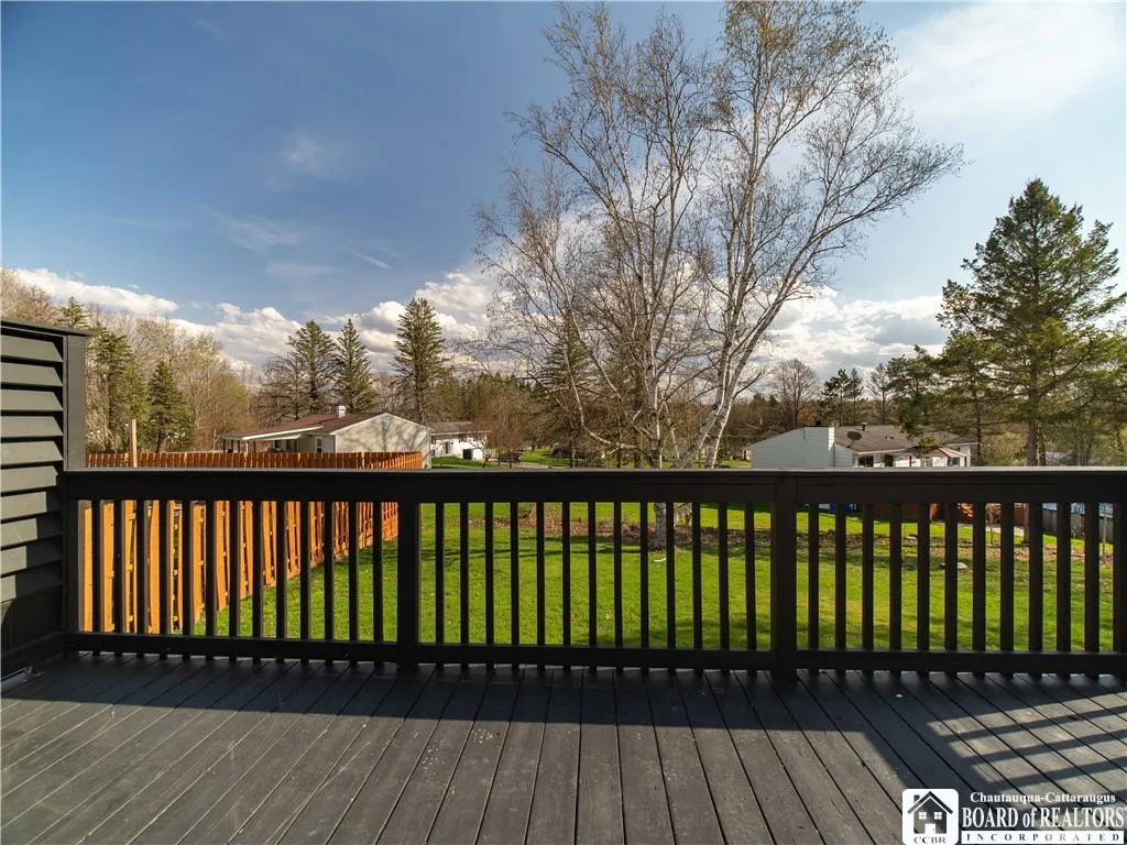 224 Valleyview Avenue, Jamestown, New York 14701, Jamestown, New York 14701, 3 Bedrooms Bedrooms, 8 Rooms Rooms,1 BathroomBathrooms,Residential,Closed,224 Valleyview Avenue, Jamestown, New York 14701,0,R1602066