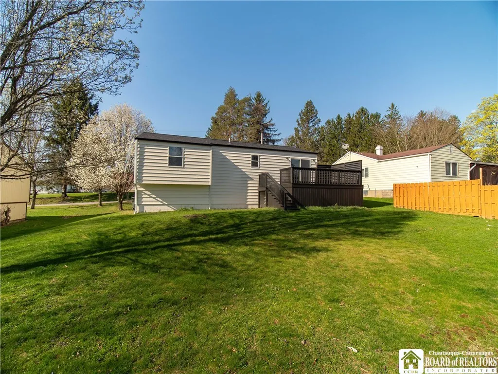 224 Valleyview Avenue, Jamestown, New York 14701, Jamestown, New York 14701, 3 Bedrooms Bedrooms, 8 Rooms Rooms,1 BathroomBathrooms,Residential,Closed,224 Valleyview Avenue, Jamestown, New York 14701,0,R1602066