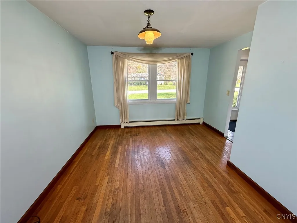 27 Cambridge Avenue, Eaton, New York 13408, Eaton, New York 13408, 4 Bedrooms Bedrooms, 7 Rooms Rooms,1 BathroomBathrooms,Residential,For Sale,27 Cambridge Avenue, Eaton, New York 13408,S1601607