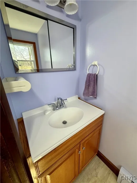 27 Cambridge Avenue, Eaton, New York 13408, Eaton, New York 13408, 4 Bedrooms Bedrooms, 7 Rooms Rooms,1 BathroomBathrooms,Residential,For Sale,27 Cambridge Avenue, Eaton, New York 13408,S1601607