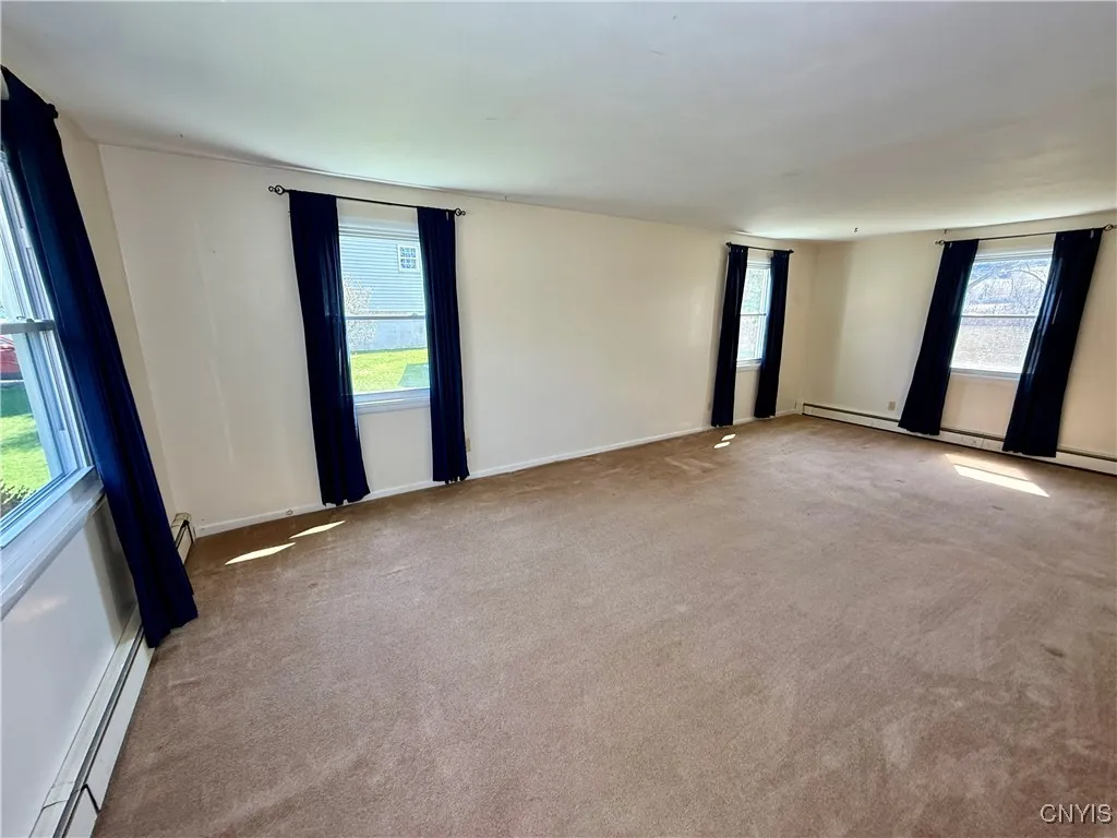 27 Cambridge Avenue, Eaton, New York 13408, Eaton, New York 13408, 4 Bedrooms Bedrooms, 7 Rooms Rooms,1 BathroomBathrooms,Residential,For Sale,27 Cambridge Avenue, Eaton, New York 13408,S1601607