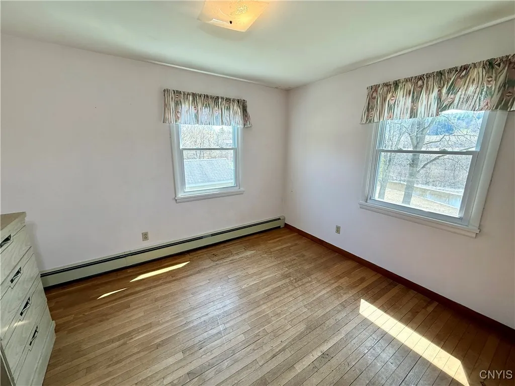 27 Cambridge Avenue, Eaton, New York 13408, Eaton, New York 13408, 4 Bedrooms Bedrooms, 7 Rooms Rooms,1 BathroomBathrooms,Residential,For Sale,27 Cambridge Avenue, Eaton, New York 13408,S1601607