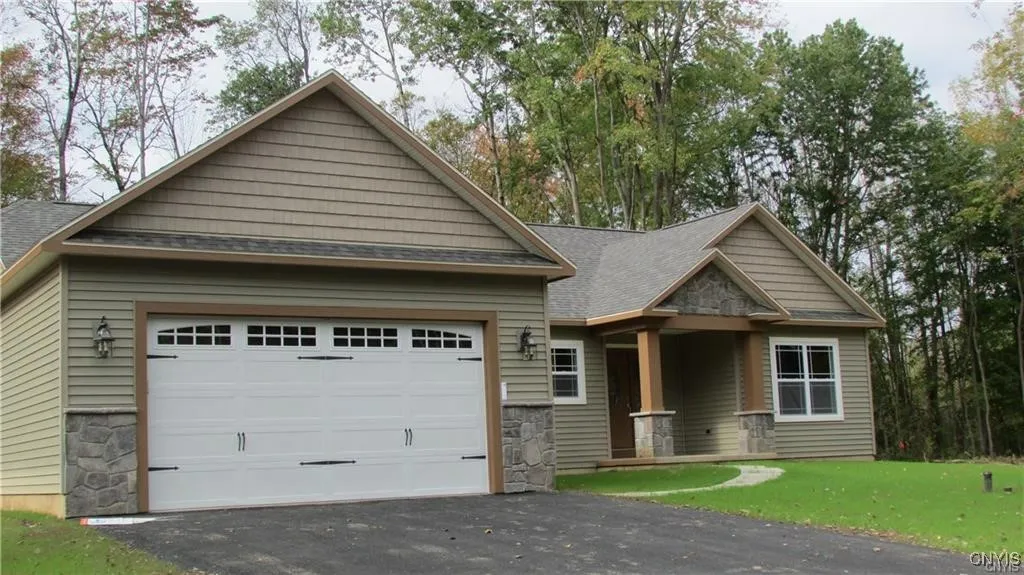 1m Longview Terrace, Lysander, New York 13027, Lysander, New York 13027, 3 Bedrooms Bedrooms, 6 Rooms Rooms,2 BathroomsBathrooms,Residential,For Sale,1m Longview Terrace, Lysander, New York 13027,S1601966