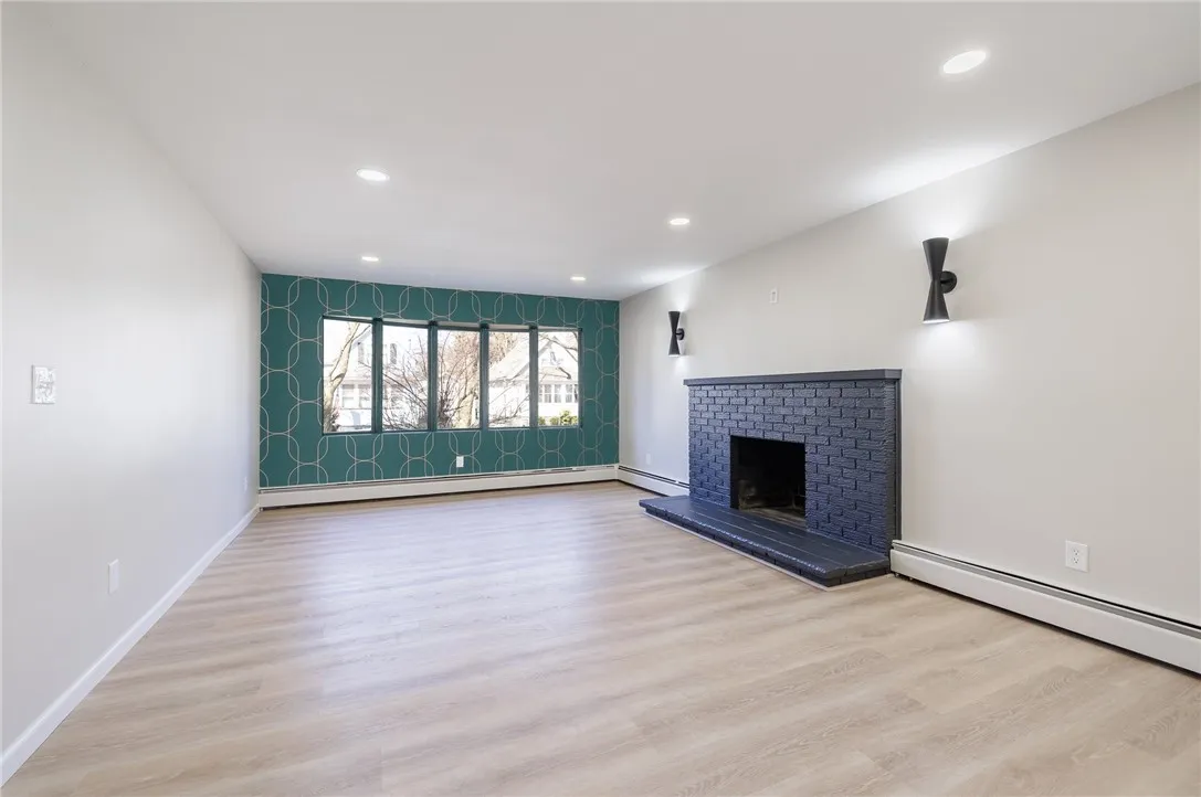 28 Minnesota Street, Rochester, New York 14609, Rochester, New York 14609, 4 Bedrooms Bedrooms, 8 Rooms Rooms,2 BathroomsBathrooms,Residential,Closed,28 Minnesota Street, Rochester, New York 14609,0,R1602018