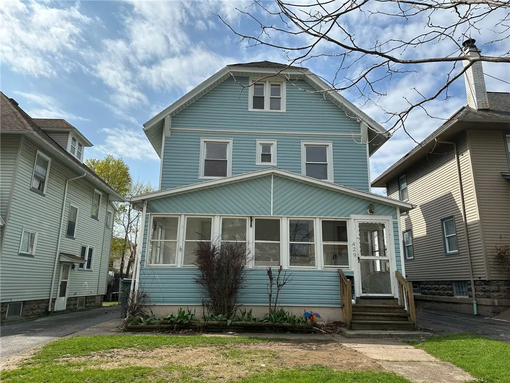 429 Clay Avenue, Rochester, New York 14613, Rochester, New York 14613, 3 Bedrooms Bedrooms, ,2 BathroomsBathrooms,Residential,Closed,429 Clay Avenue, Rochester, New York 14613,0,R1602097