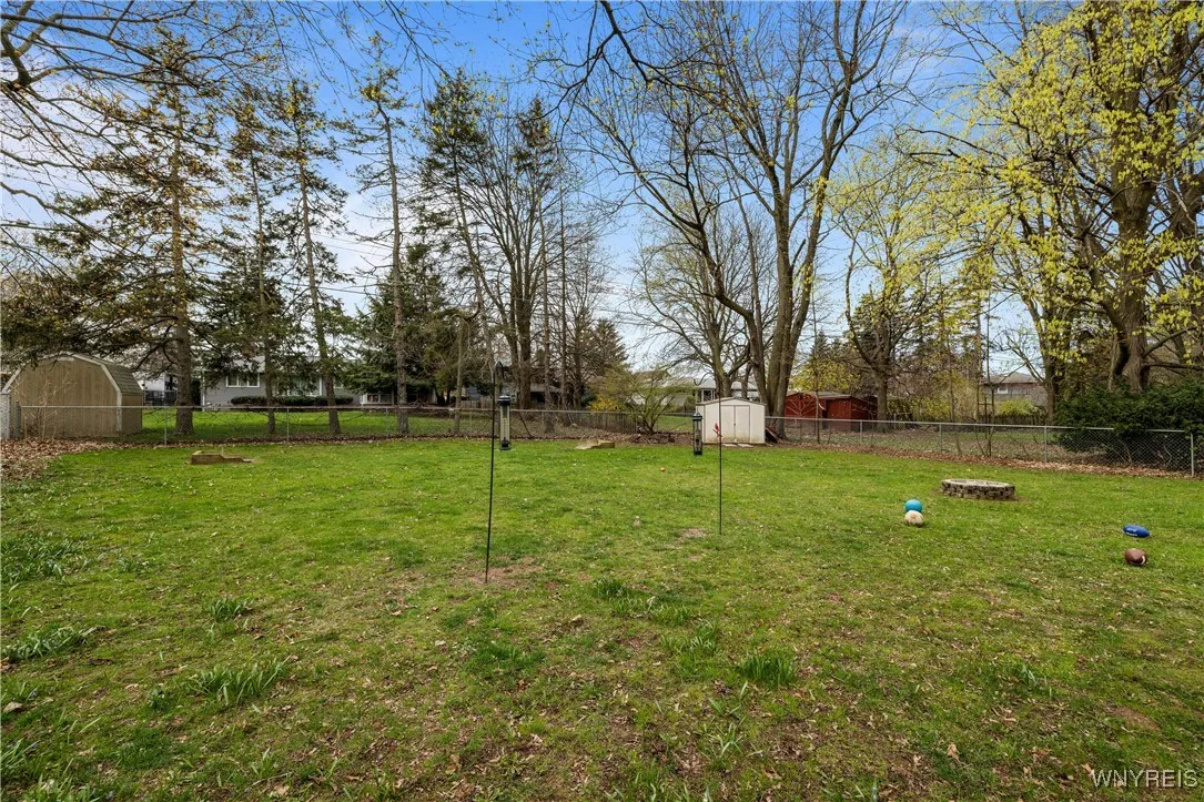 32 Lincoln Avenue, Lockport-city, New York 14094, Lockport City, New York 14094, 2 Bedrooms Bedrooms, 6 Rooms Rooms,2 BathroomsBathrooms,Residential,Closed,32 Lincoln Avenue, Lockport-city, New York 14094,B1602135