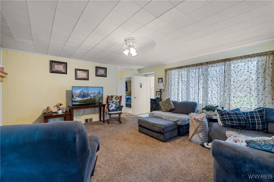 32 Lincoln Avenue, Lockport-city, New York 14094, Lockport City, New York 14094, 2 Bedrooms Bedrooms, 6 Rooms Rooms,2 BathroomsBathrooms,Residential,Closed,32 Lincoln Avenue, Lockport-city, New York 14094,B1602135
