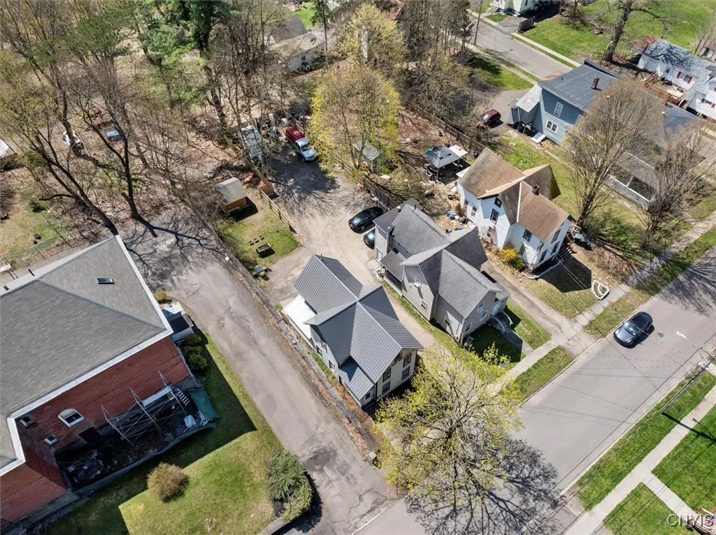 52 Front Street, Norwich-city, New York 13815, Norwich, New York 13815, 3 Bedrooms Bedrooms, 7 Rooms Rooms,1 BathroomBathrooms,Residential,Closed,52 Front Street, Norwich-city, New York 13815,0,S1601436