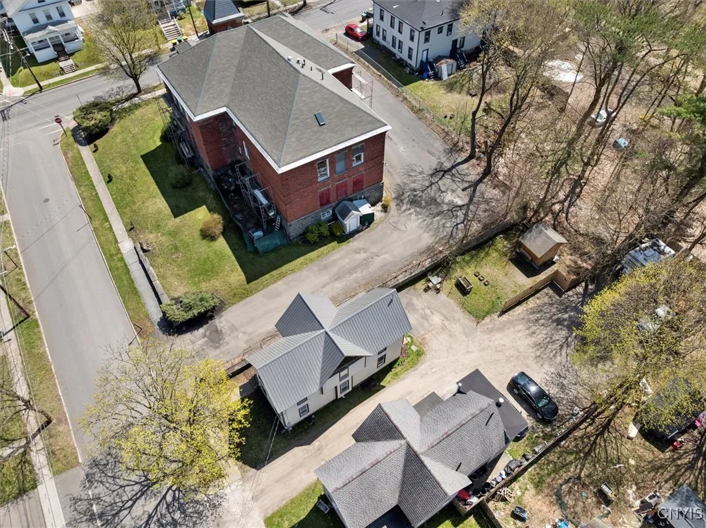 52 Front Street, Norwich-city, New York 13815, Norwich, New York 13815, 3 Bedrooms Bedrooms, 7 Rooms Rooms,1 BathroomBathrooms,Residential,Closed,52 Front Street, Norwich-city, New York 13815,0,S1601436