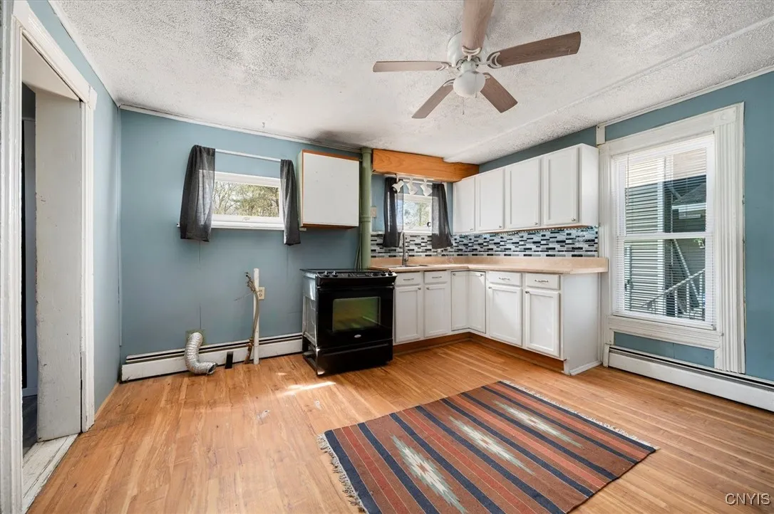 52 Front Street, Norwich-city, New York 13815, Norwich, New York 13815, 3 Bedrooms Bedrooms, 7 Rooms Rooms,1 BathroomBathrooms,Residential,Closed,52 Front Street, Norwich-city, New York 13815,0,S1601436