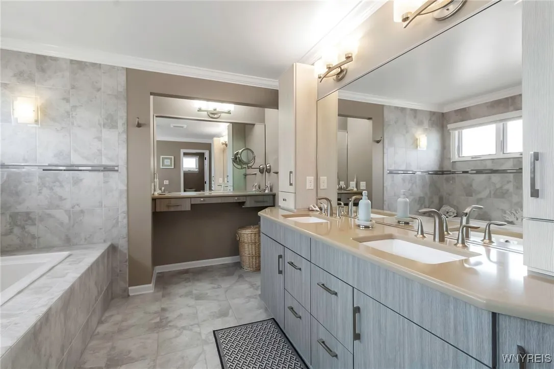 58 Rachel Vincent, Buffalo, New York 14216, Buffalo, New York 14216, 3 Bedrooms Bedrooms, 8 Rooms Rooms,2 BathroomsBathrooms,Residential,Closed,58 Rachel Vincent, Buffalo, New York 14216,0,B1601933