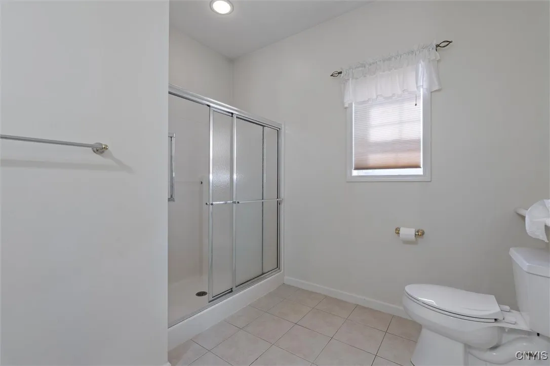 5055 Constitution Lane, Salina, New York 13088, Salina, New York 13088, 3 Bedrooms Bedrooms, 8 Rooms Rooms,2 BathroomsBathrooms,Residential Lease,Closed,5055 Constitution Lane, Salina, New York 13088,0,S1602172