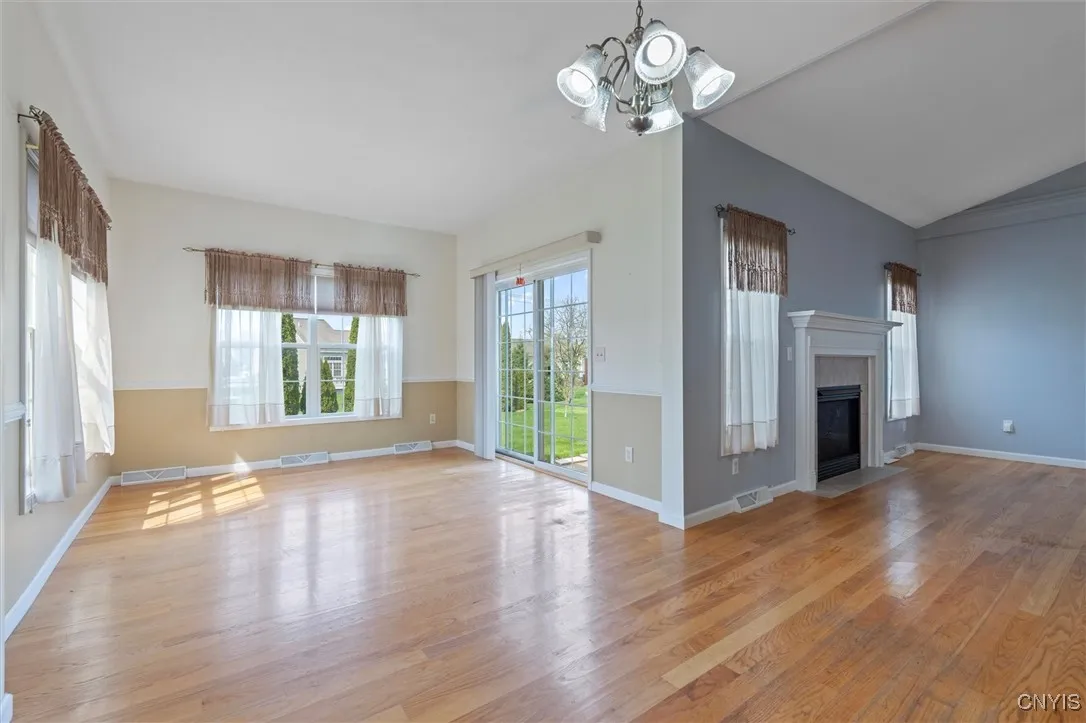 5055 Constitution Lane, Salina, New York 13088, Salina, New York 13088, 3 Bedrooms Bedrooms, 8 Rooms Rooms,2 BathroomsBathrooms,Residential Lease,Closed,5055 Constitution Lane, Salina, New York 13088,0,S1602172