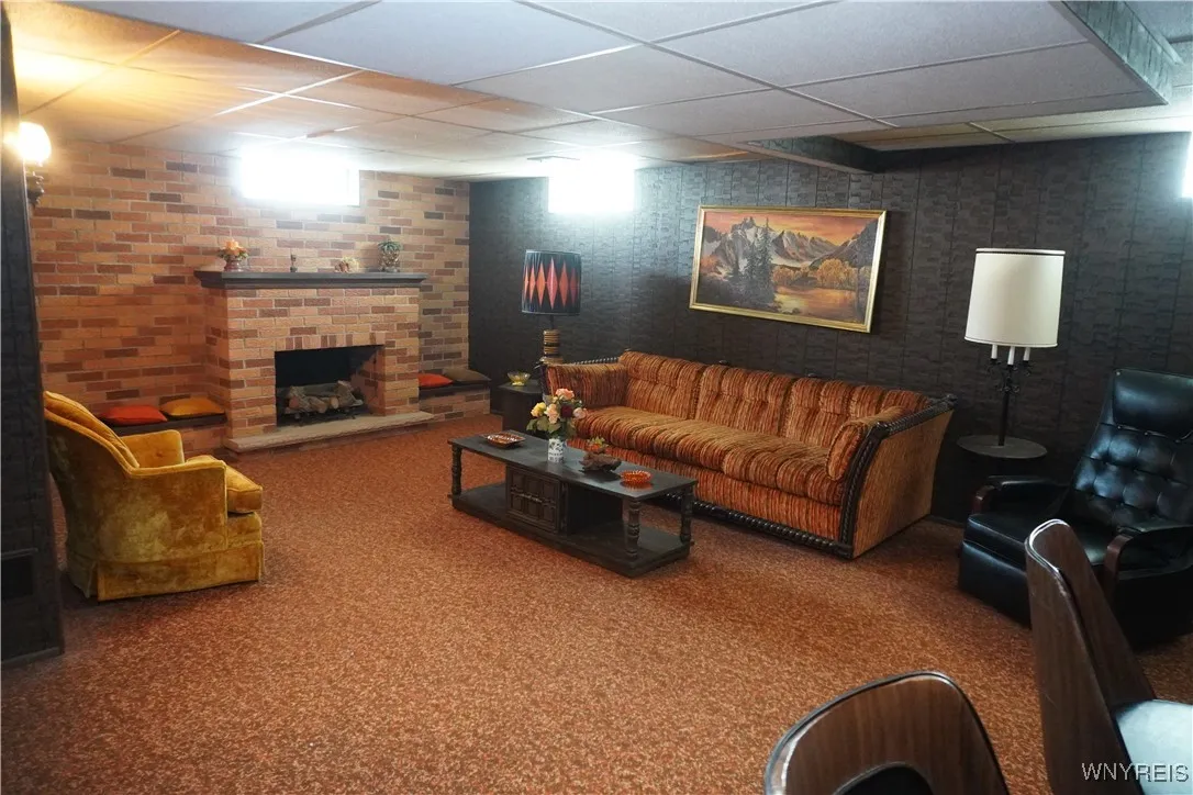 Basement Rec Room w/artificial fireplace