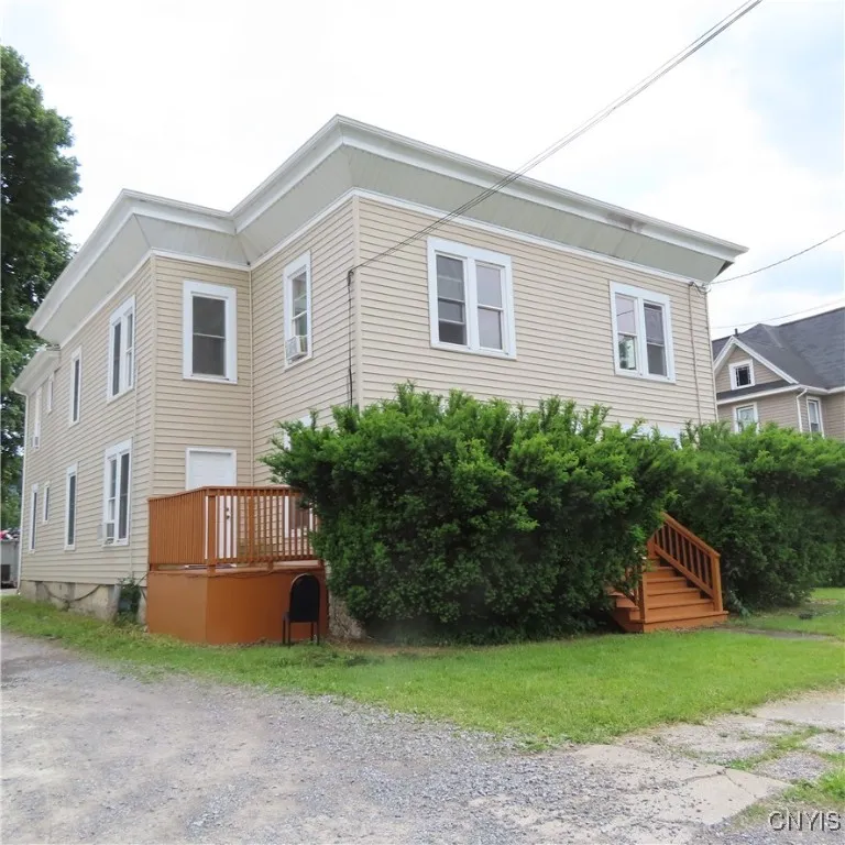 73 Maple Ave 71, Cortland, New York 13045, Cortland, New York 13045, 10 Bedrooms Bedrooms, ,3 BathroomsBathrooms,Residential,Closed,73 Maple Ave 71, Cortland, New York 13045,0,S1601637