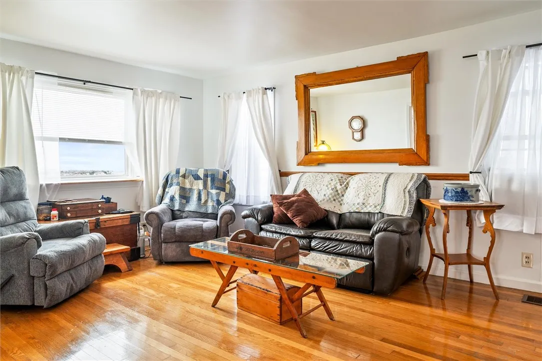 2481 County Road 20, Phelps, New York 14432, Phelps, New York 14432, 3 Bedrooms Bedrooms, 9 Rooms Rooms,1 BathroomBathrooms,Residential,Closed,2481 County Road 20, Phelps, New York 14432,0,R1602210