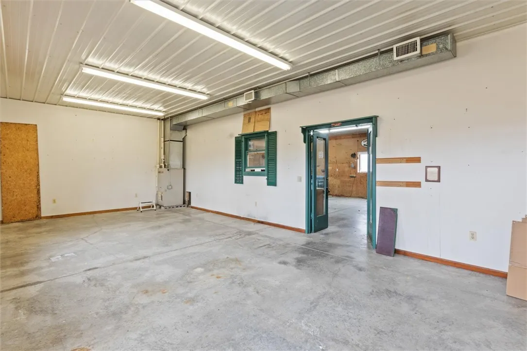 2481 County Road 20, Phelps, New York 14432, Phelps, New York 14432, 3 Bedrooms Bedrooms, 9 Rooms Rooms,1 BathroomBathrooms,Residential,Closed,2481 County Road 20, Phelps, New York 14432,0,R1602210