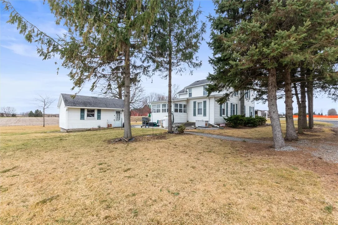 2481 County Road 20, Phelps, New York 14432, Phelps, New York 14432, 3 Bedrooms Bedrooms, 9 Rooms Rooms,1 BathroomBathrooms,Residential,Closed,2481 County Road 20, Phelps, New York 14432,0,R1602210
