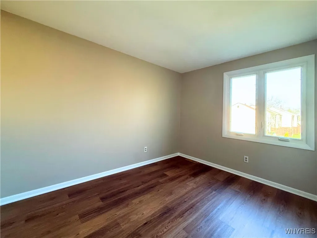 207 Charlesgate Circle, Amherst, New York 14051, Amherst, New York 14051, 3 Bedrooms Bedrooms, 6 Rooms Rooms,2 BathroomsBathrooms,Residential,For Sale,207 Charlesgate Circle, Amherst, New York 14051,B1599312