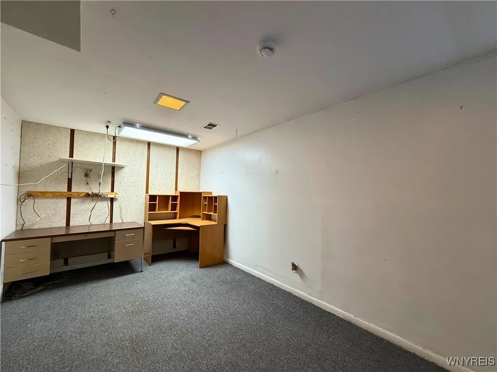 207 Charlesgate Circle, Amherst, New York 14051, Amherst, New York 14051, 3 Bedrooms Bedrooms, 6 Rooms Rooms,2 BathroomsBathrooms,Residential,For Sale,207 Charlesgate Circle, Amherst, New York 14051,B1599312