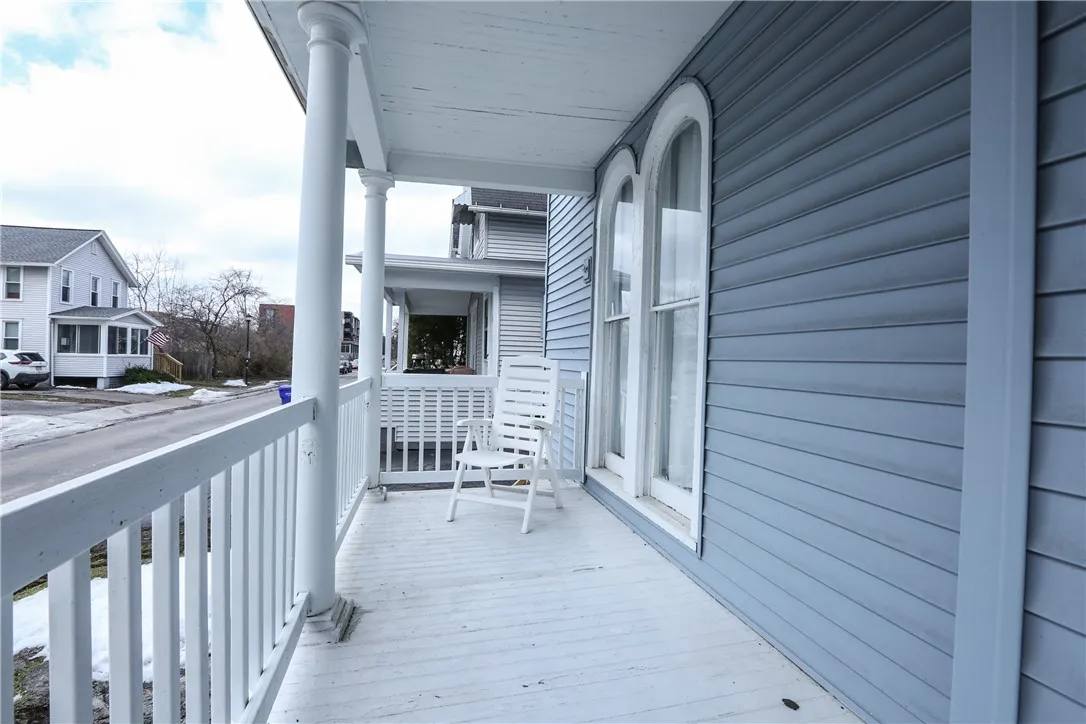 36 Tracy Street Down, Rochester, New York 14607, Rochester, New York 14607, 2 Bedrooms Bedrooms, 5 Rooms Rooms,1 BathroomBathrooms,Residential Lease,Closed,36 Tracy Street Down, Rochester, New York 14607,0,R1602300
