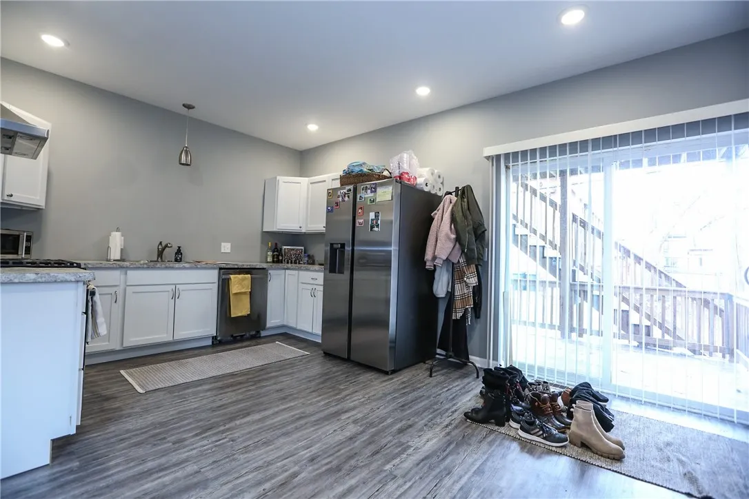 36 Tracy Street Down, Rochester, New York 14607, Rochester, New York 14607, 2 Bedrooms Bedrooms, 5 Rooms Rooms,1 BathroomBathrooms,Residential Lease,Closed,36 Tracy Street Down, Rochester, New York 14607,0,R1602300