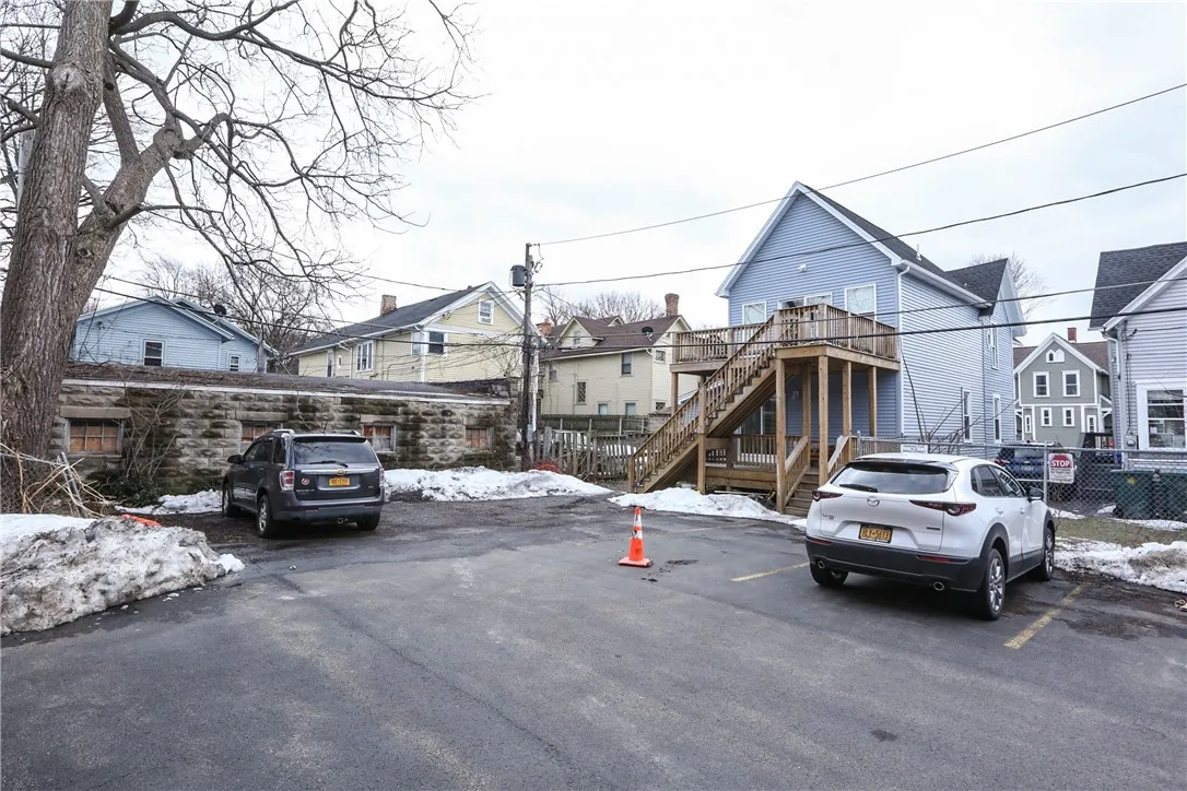 36 Tracy Street Down, Rochester, New York 14607, Rochester, New York 14607, 2 Bedrooms Bedrooms, 5 Rooms Rooms,1 BathroomBathrooms,Residential Lease,Closed,36 Tracy Street Down, Rochester, New York 14607,0,R1602300