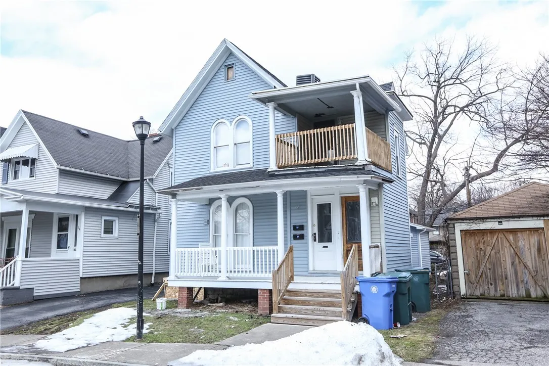 36 Tracy Street Down, Rochester, New York 14607, Rochester, New York 14607, 2 Bedrooms Bedrooms, 5 Rooms Rooms,1 BathroomBathrooms,Residential Lease,Closed,36 Tracy Street Down, Rochester, New York 14607,0,R1602300