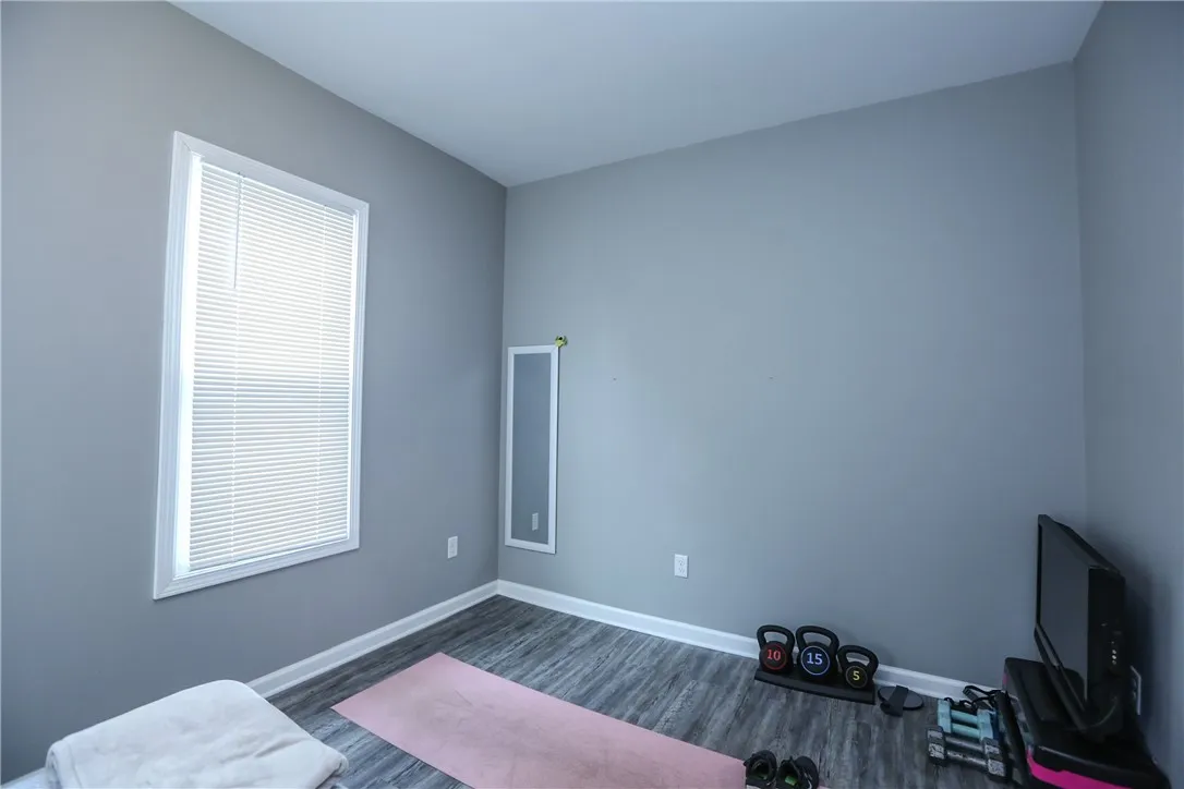 36 Tracy Street Down, Rochester, New York 14607, Rochester, New York 14607, 2 Bedrooms Bedrooms, 5 Rooms Rooms,1 BathroomBathrooms,Residential Lease,Closed,36 Tracy Street Down, Rochester, New York 14607,0,R1602300