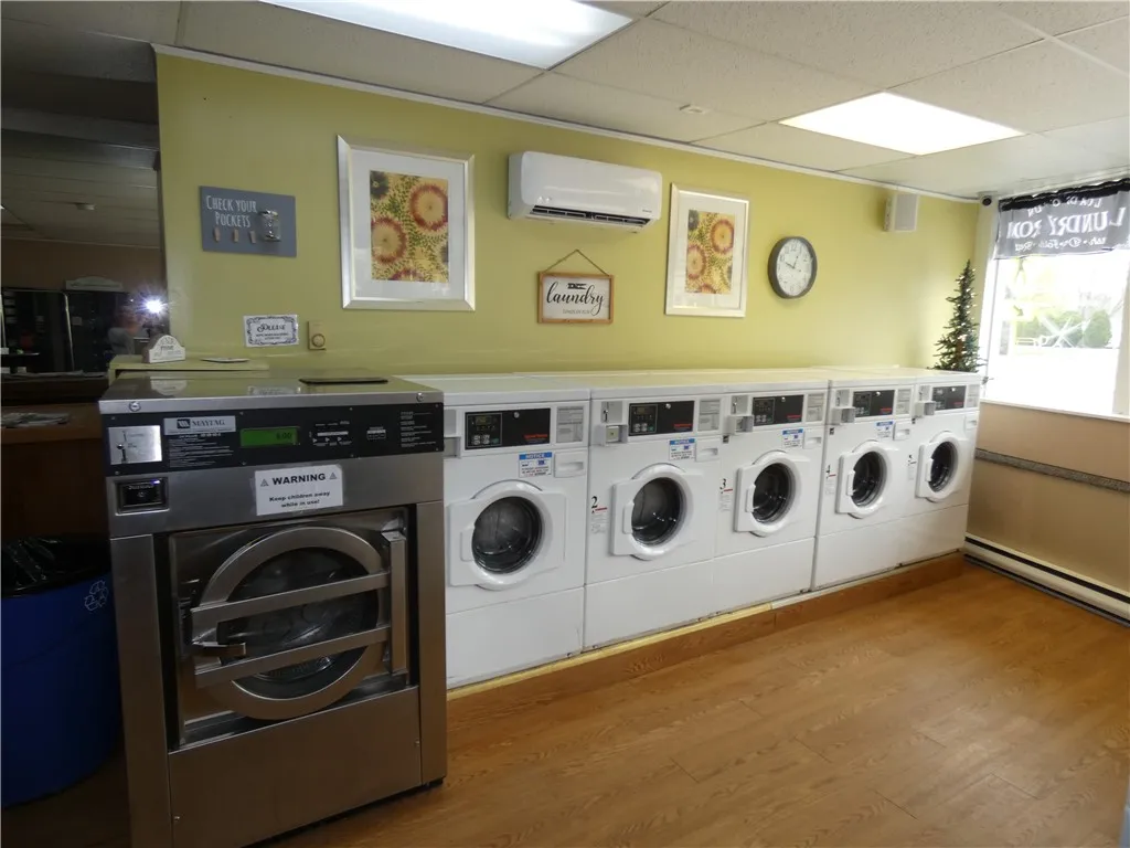 12 South Lake Avenue, Bergen, New York 14416, Bergen, New York 14416, ,Commercial Sale,Closed,12 South Lake Avenue, Bergen, New York 14416,0,R1601805