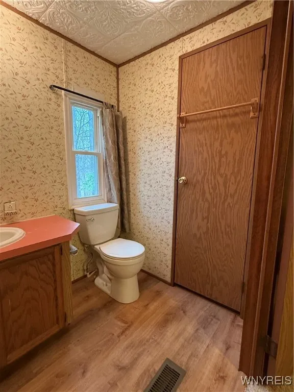 118 Burgundy Circle, West Seneca, New York 14224, West Seneca, New York 14224, 2 Bedrooms Bedrooms, 4 Rooms Rooms,2 BathroomsBathrooms,Residential,Closed,118 Burgundy Circle, West Seneca, New York 14224,B1602316