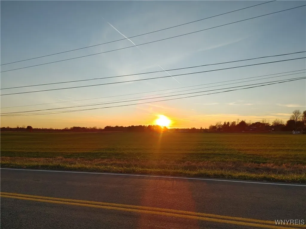 5231 Comstock Road, Cambria, New York 14094, Cambria, New York 14094, 3 Bedrooms Bedrooms, 7 Rooms Rooms,2 BathroomsBathrooms,Residential,Closed,5231 Comstock Road, Cambria, New York 14094,0,B1602447