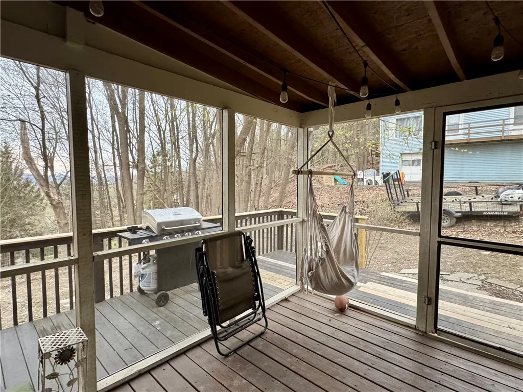 17 Phinn Avenue, Binghamton-city, New York 13903, Binghamton, New York 13903, 3 Bedrooms Bedrooms, 8 Rooms Rooms,1 BathroomBathrooms,Residential,Closed,17 Phinn Avenue, Binghamton-city, New York 13903,0,R1601422