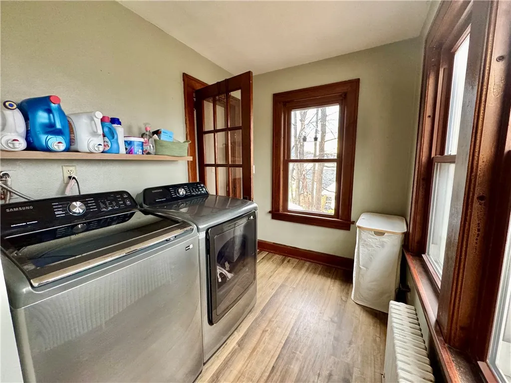 17 Phinn Avenue, Binghamton-city, New York 13903, Binghamton, New York 13903, 3 Bedrooms Bedrooms, 8 Rooms Rooms,1 BathroomBathrooms,Residential,Closed,17 Phinn Avenue, Binghamton-city, New York 13903,0,R1601422